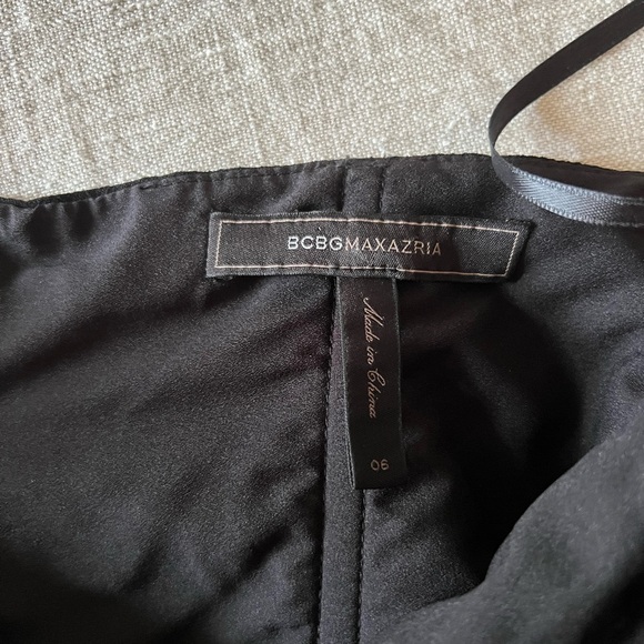 BCBGMaxazria Kauri One Shoulder Cutout Dress Black (size US 06) - Picture 5 of 7